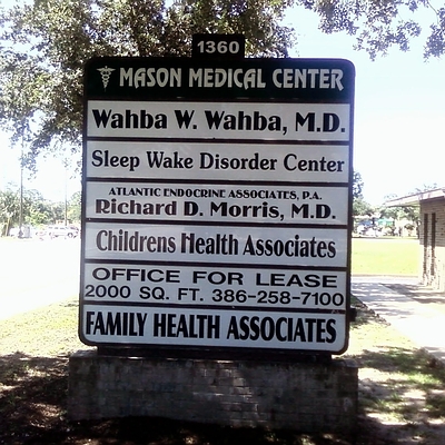 Medical practice sign for Dr. Wahba Wahba Wahba in Daytona Beach, Florida